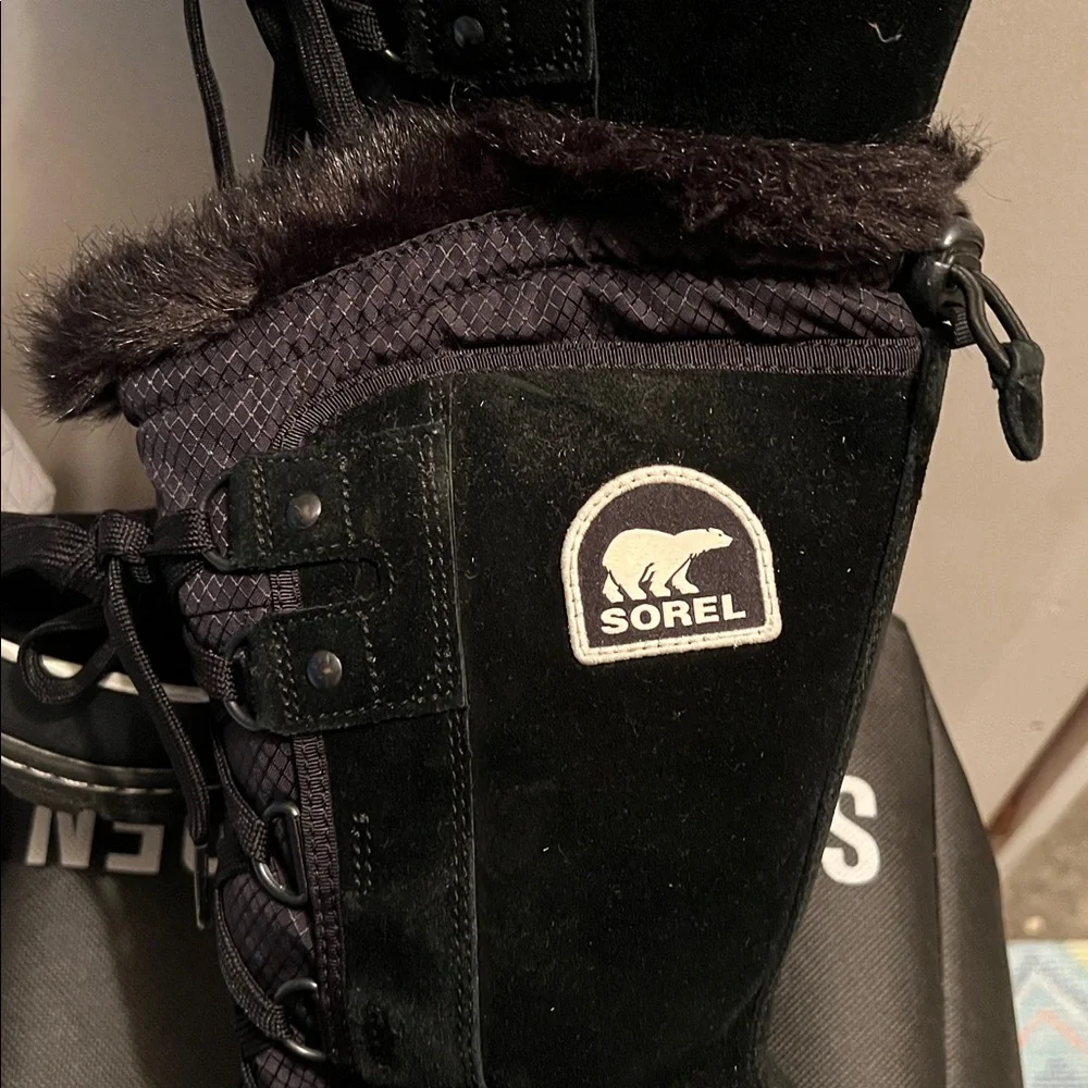 Sorel Women's Black Fur-Lined Winter Boots - Picture 3 of 4